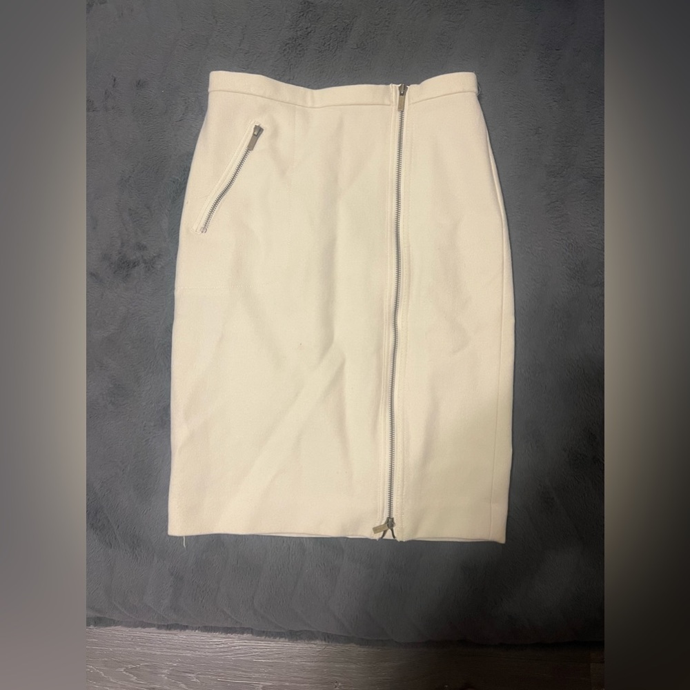 Cream pencil skirt